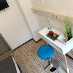Single Room with Shared Shower and Toilet