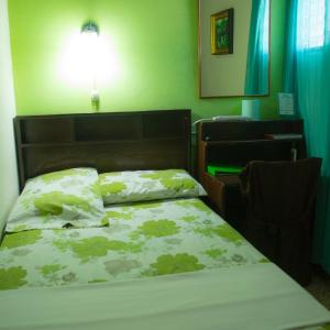 Standard Single Room with Shared Bathroom