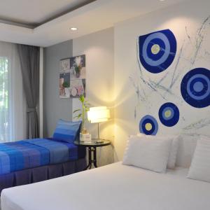 Triple Room with View