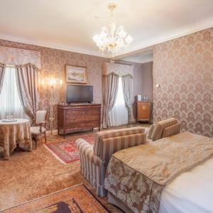 Suite with Park View