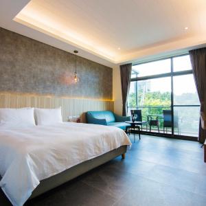 Double Room with Mountain View