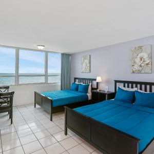 Oceanfront Suite with Spectacular Sea View