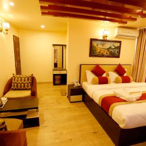 Deluxe Queen Room