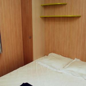 Chalet (5 Adults)