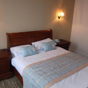 Double Room with Loch View