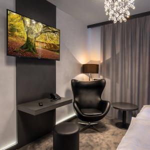 Double or Twin Room with Extra Bed