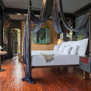Keliki Valley Tent - King Room with Free Benefit