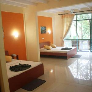 Standard Room with Early Check-in & Late Check-out (on Availability) + 15% Discount on Food Only