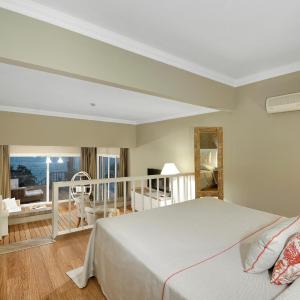 Suite with Private Pool