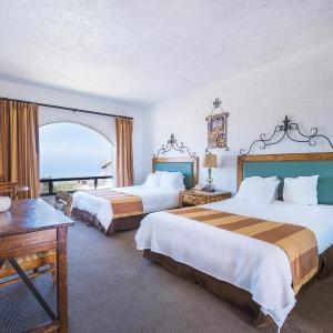 Studio with Two Double Beds