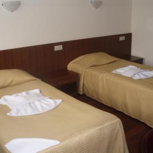 Twin Room with Mountain View