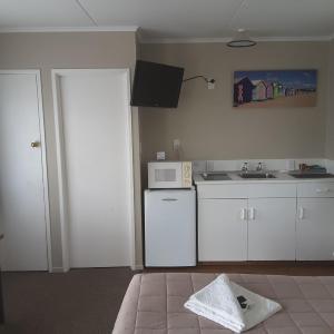 Studio with Kitchenette