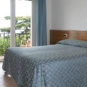 Single Room with Lake View