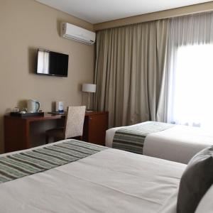Twin Room with Two Twin Beds - Non-Smoking