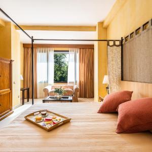 Twin Room (1 - 2 Adults)