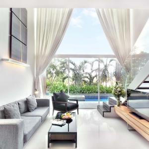 Duplex Pool Access