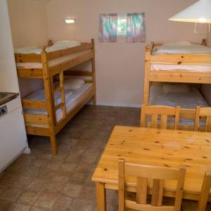 Economy Cottage (4 Adults)