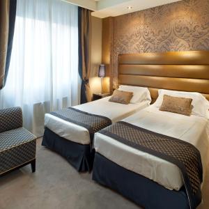 Classic Twin Room