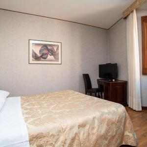 Classic Double Room with View