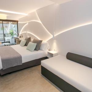 Deluxe Double or Twin Room with Spa Bath