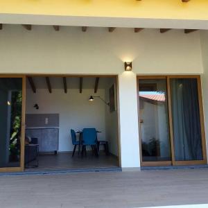 One-Bedroom Bungalow