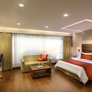 Premium Two-Bedroom Suite (4 Adults)