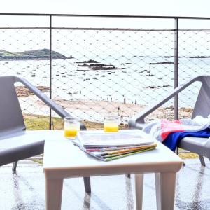 Family Suite with Balcony and Sea View