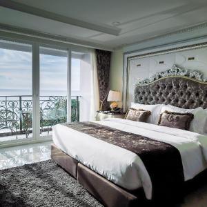 Deluxe Sea View