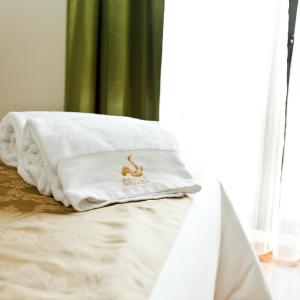 Triple Room (2 Adults + 1 Child)