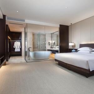 Business King Suite - Smoking