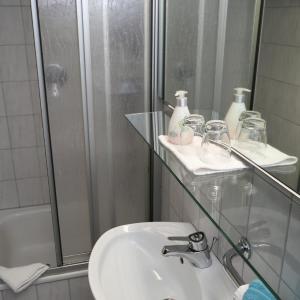 Budget Single Room