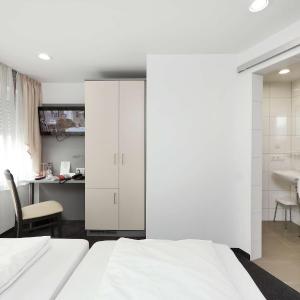 Business Twin Room with Garden View