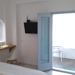 Economy Double or Twin Room with Garden View