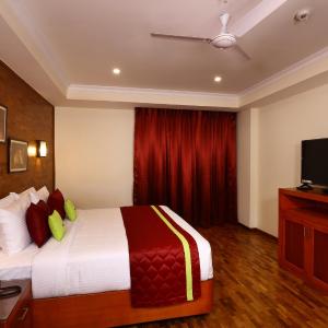 Suite with City View