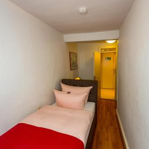 Small Single Room
