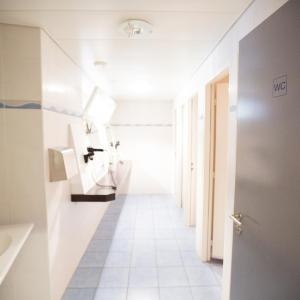 Budget Single Room with Shared Bathroom