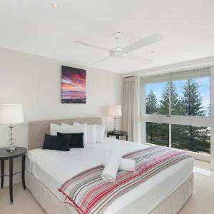 Superior Two-Bedroom Apartment with Air-conditioning and Ocean View