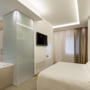 Relax Suite with Spa Bath