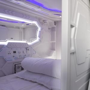 Double Mixed Capsule Bed - Double