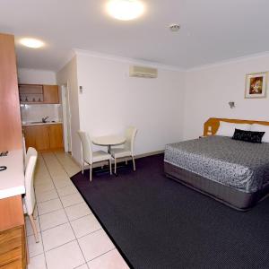 Suite with Spa Bath