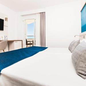 Double Room for Single Use