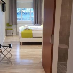 Double or Twin Room with Private Bathroom