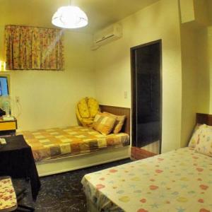 Quadruple Room with Private Bathroom