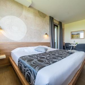 Junior Suite with Mountain View