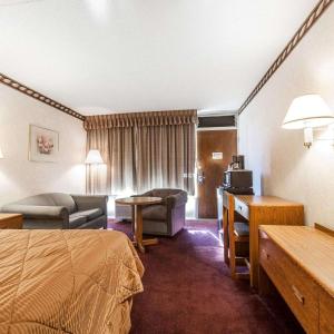 King Room - Non-Smoking