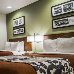 Double Room with Two Double Beds with View - Non-Smoking