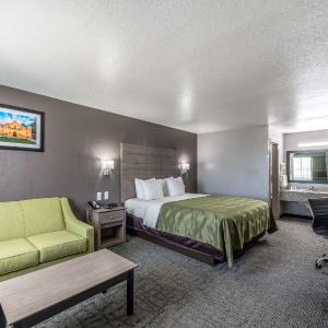 King Room - Non-Smoking