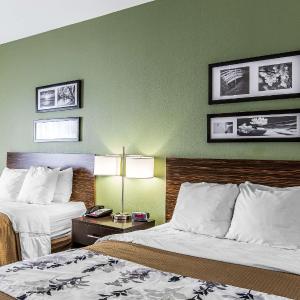 Suite with Two Queen Beds - Accessible/Non-Smoking