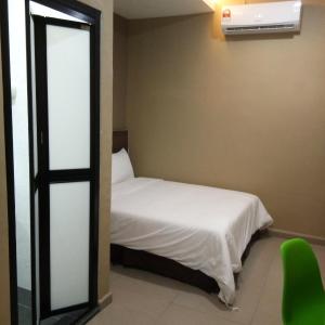 Superior Room (No Window)