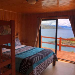 Bungalow - Water Front 